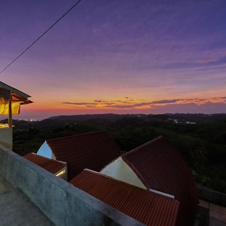 D Sebuluh Bungalow Otel Batumadeg Dış mekan fotoğraf