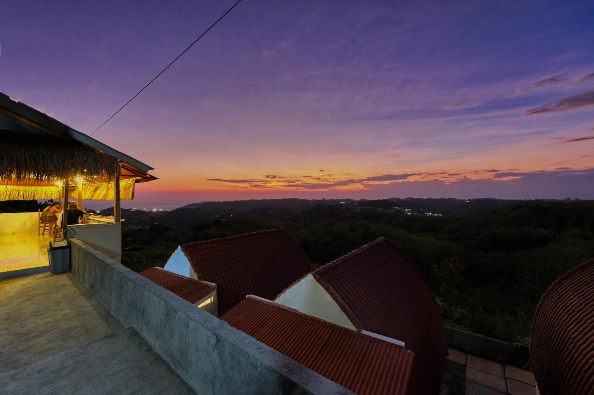 D Sebuluh Bungalow Otel Batumadeg Dış mekan fotoğraf